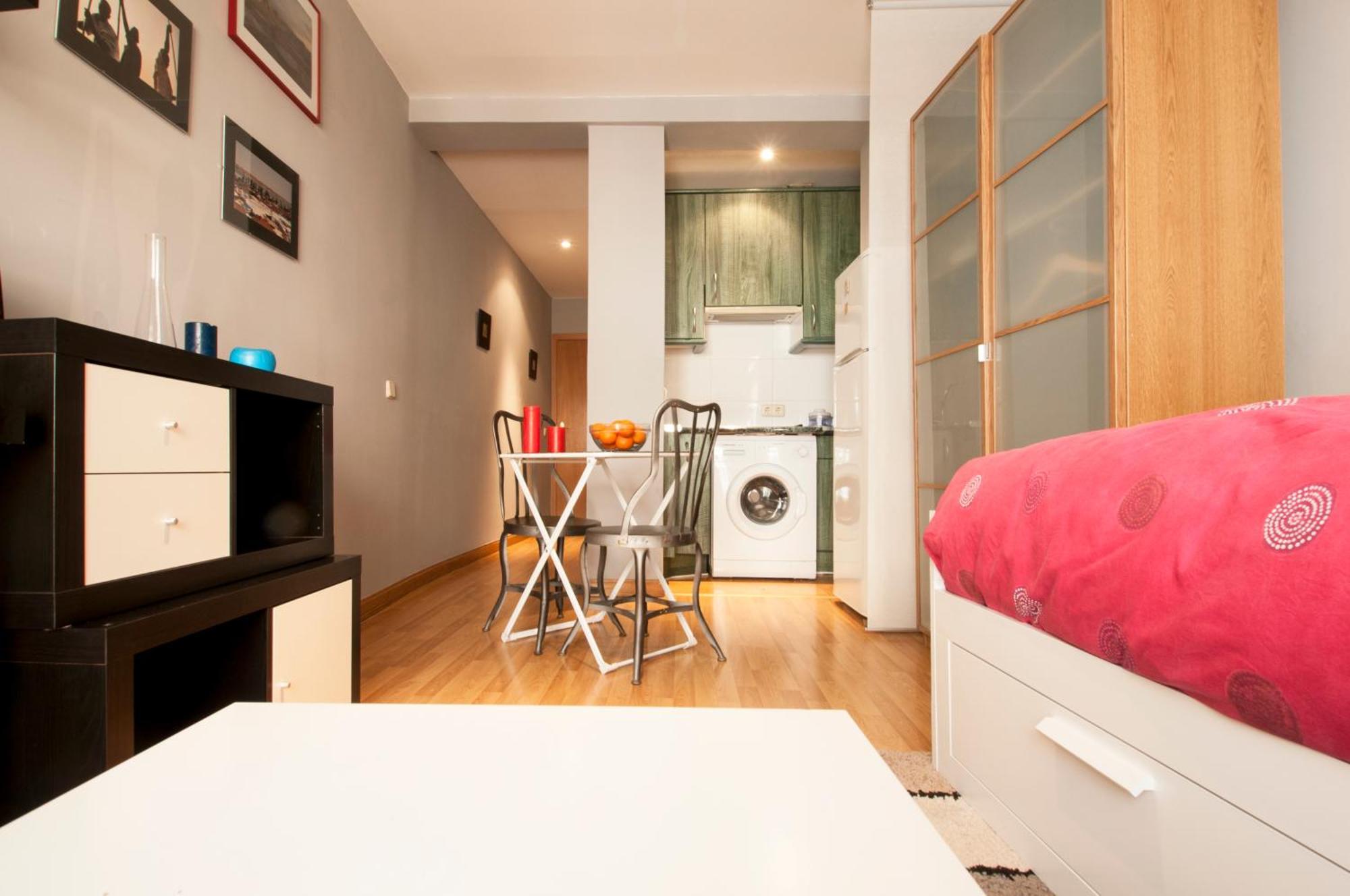 Apartamentos Eloisa Madrid Værelse billede